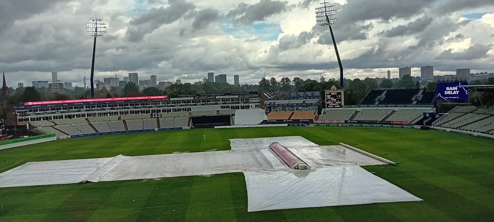 Warks v Sussex Day 1