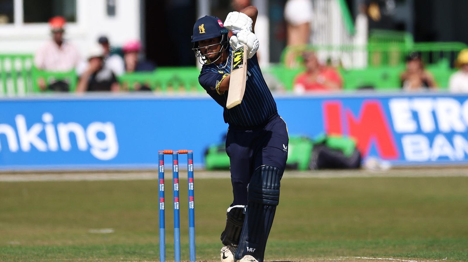 Warwickshire's Vansh Jani cover drives during the Metro Bank 1 Day Cup Group A match between Leicestershire Foxes and Warwickshire County Cricket Club at the Uptonsteel County Ground, Leicester, UK on 7 August 2026.